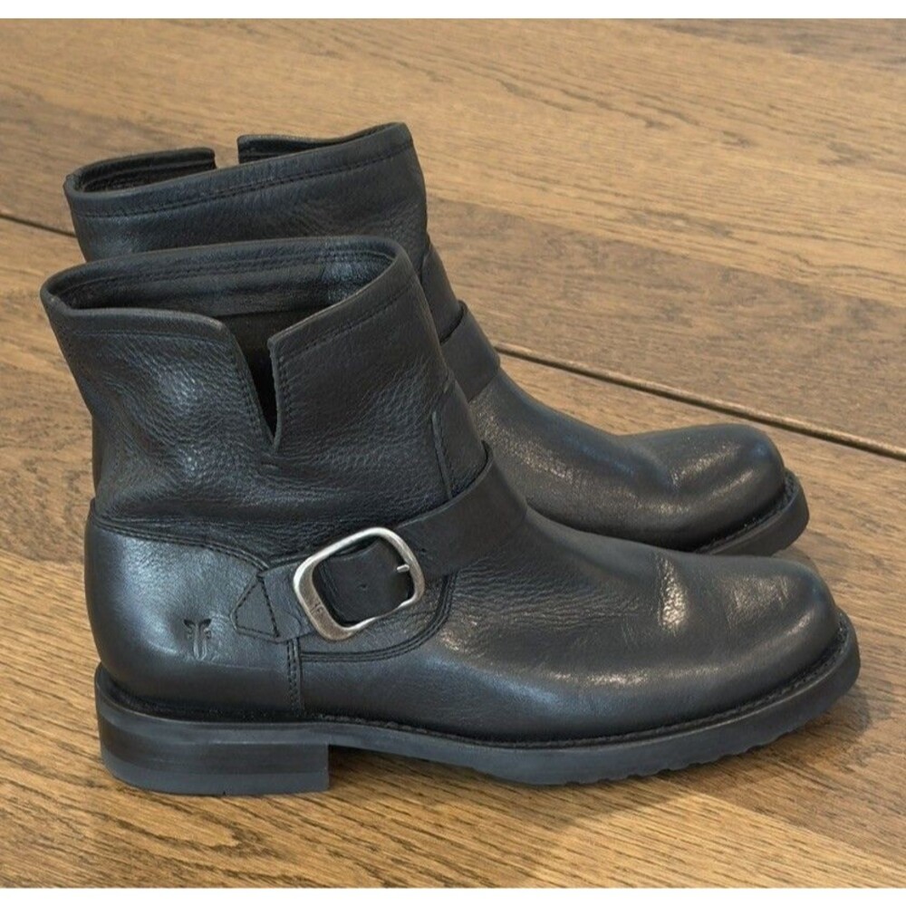 Frye Veronica Bootie Black Leather Ankle Boots Womens Sz 7B Buckle Moto Biker
